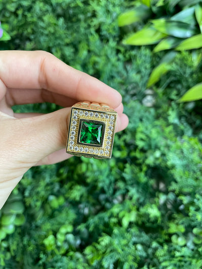 Anillo con Piedra verde