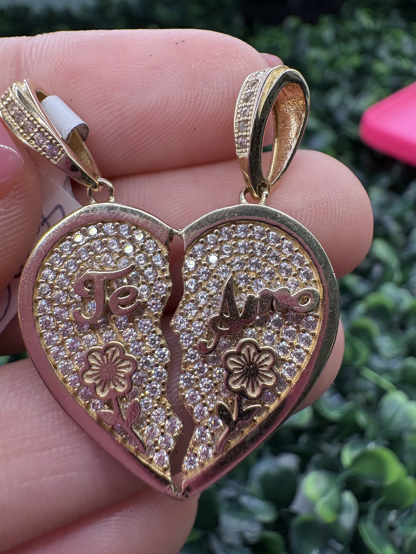 Couple’s heart pendant